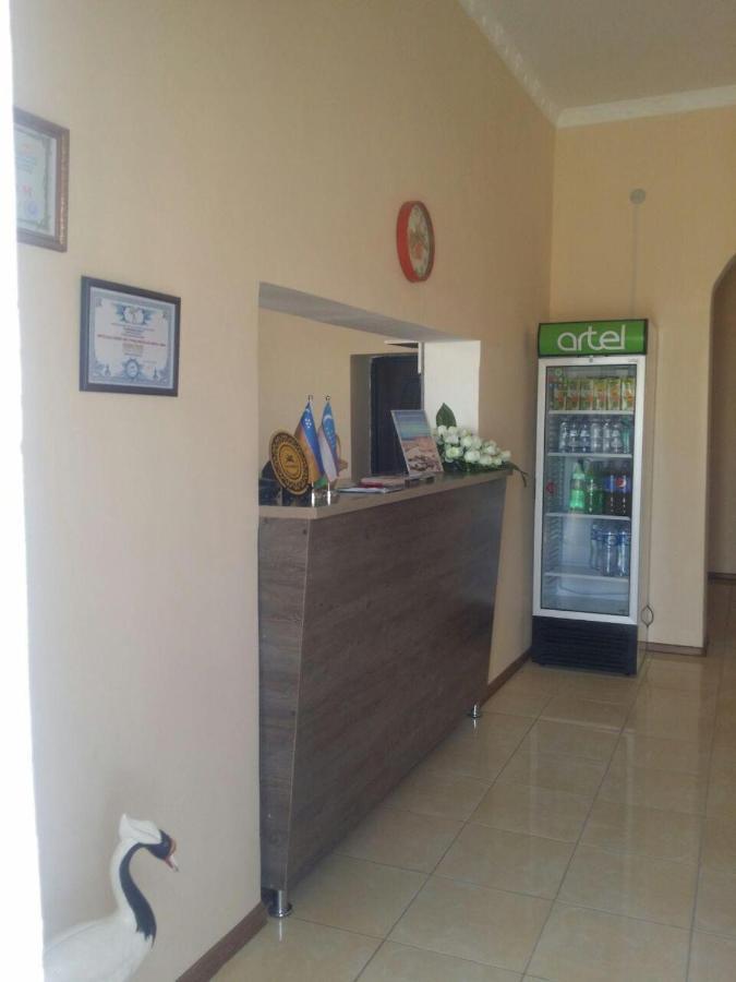 Ratmina Muinak Hotel Muynoq Екстериор снимка